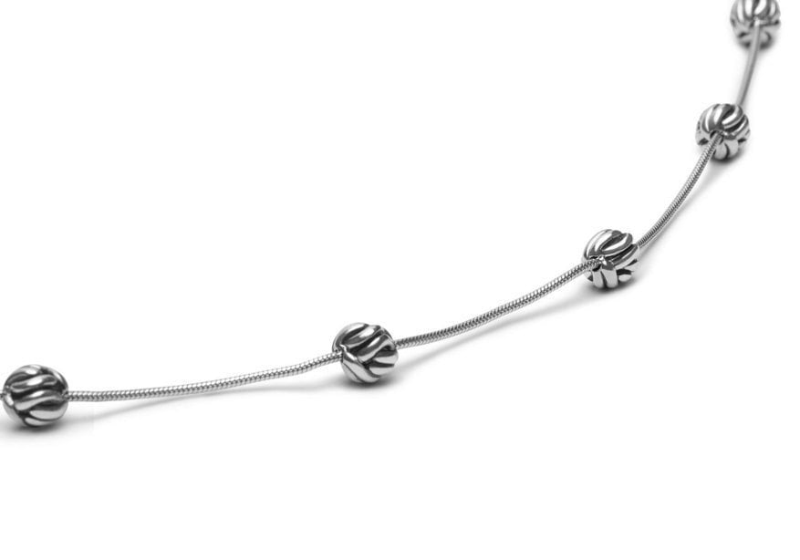 Refined Katja 012-60
